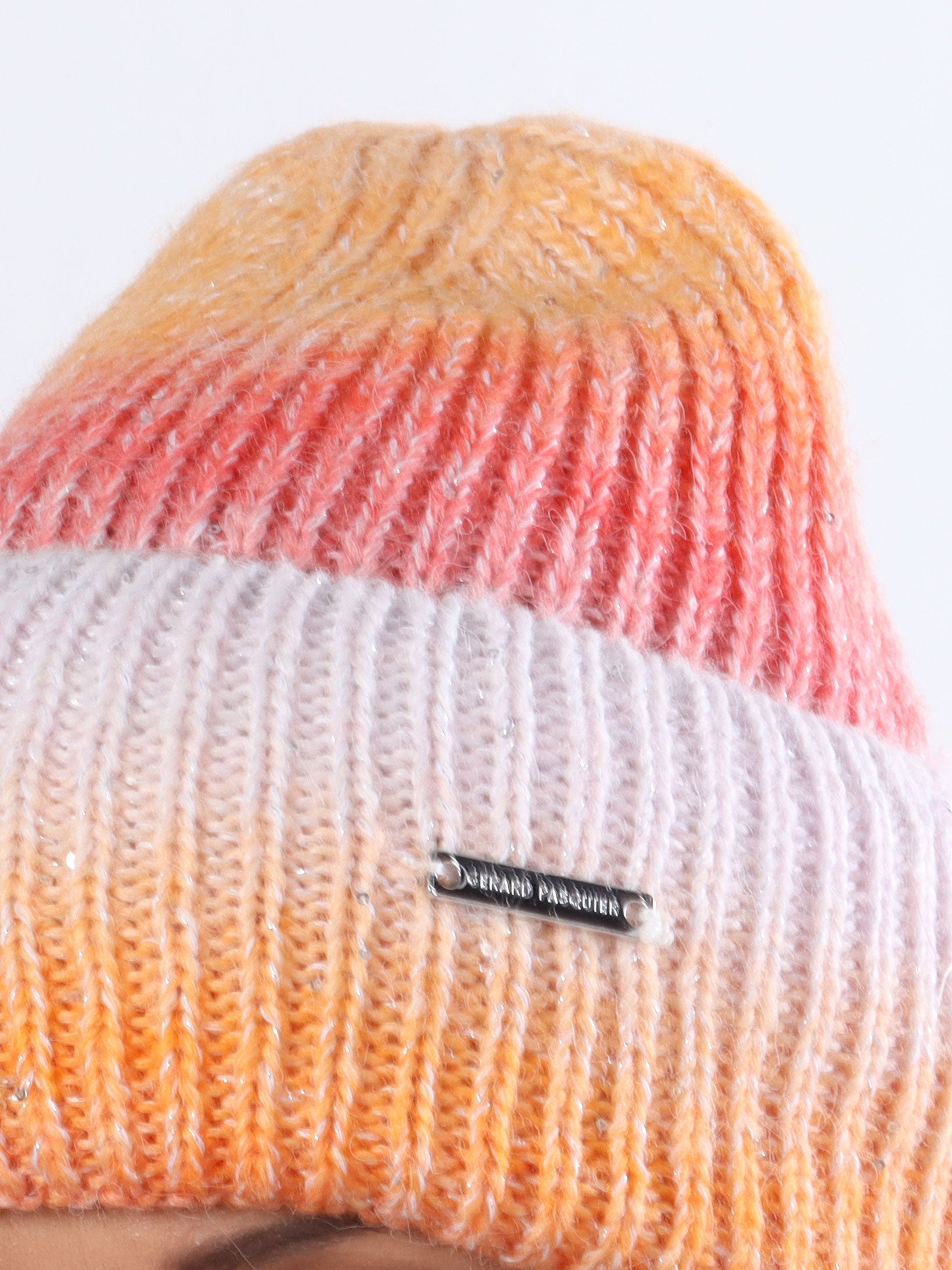 Josefa - Mångfärgad hatt med glimmertrådar